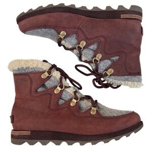 EUC Sorel Leather Sneakchic Alpine Booties Cattail Size 7